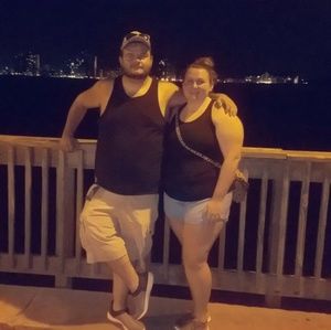 Meet your Posher, Mackie